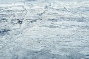 Выходить на лед Сенежа запретили в Солнечногорске