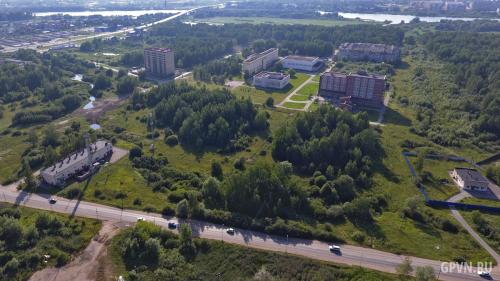 Кампус НовГУ в Деревяницком районе Великого Новгорода рядом с рощей