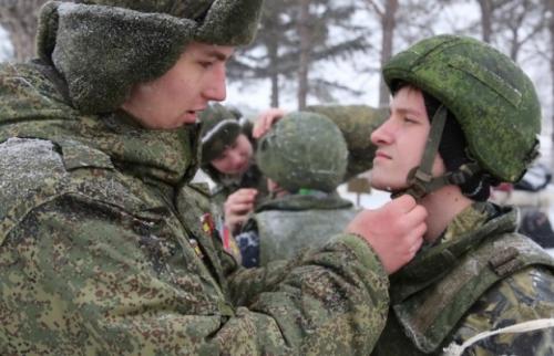 Российские солдаты протестировали новый робототехнический комплекс