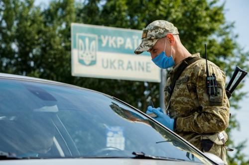Украина открыла границы для туристов из Беларуси и России
