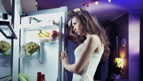 Диетолог рассказала, какие продукты не нужно хранить в холодильнике