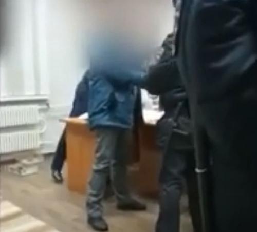 В Омутнинске бывший полицейский начальник предстал перед судом