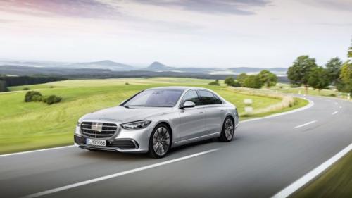 Стартовали продажи седанов Mercedes-Benz S-класса новой генерации