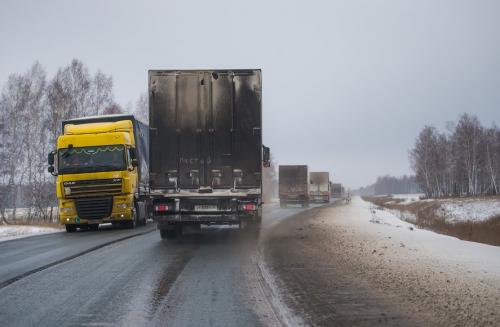Ретейлеры пригрозили перебоями поставок из-за ограничений для грузовиков