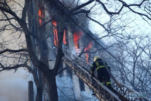 Звание Герой Украины будет присвоено двум одесситам, погибшим при спасении людей на пожаре